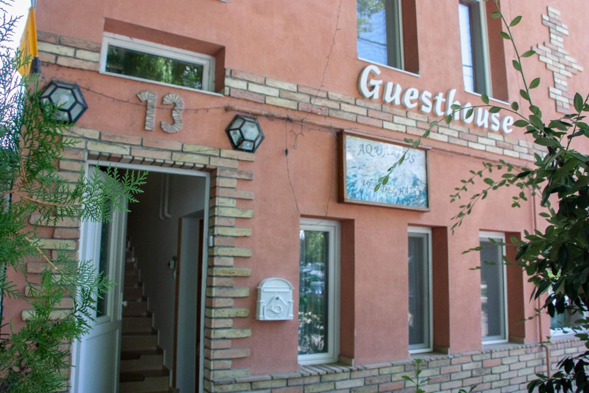 Aquarius Vendégház Szeged Esterno foto