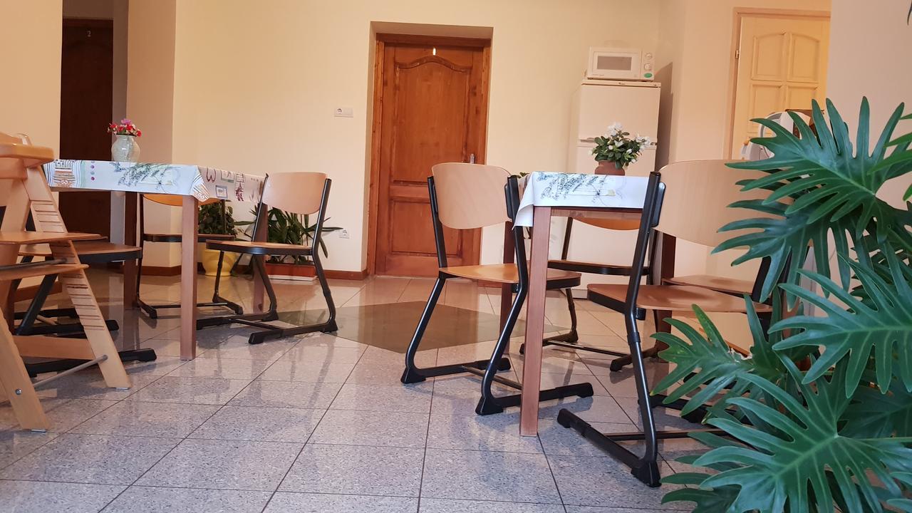 Aquarius Vendégház Szeged Esterno foto